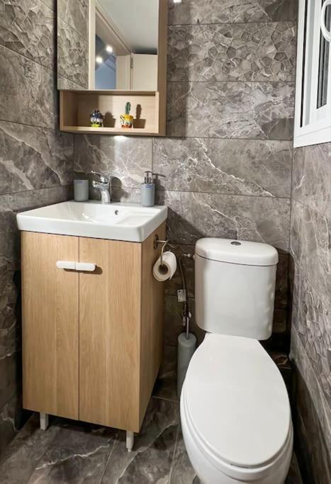 Cozy Athens Hideaway Διαμέρισμα Εξωτερικό φωτογραφία